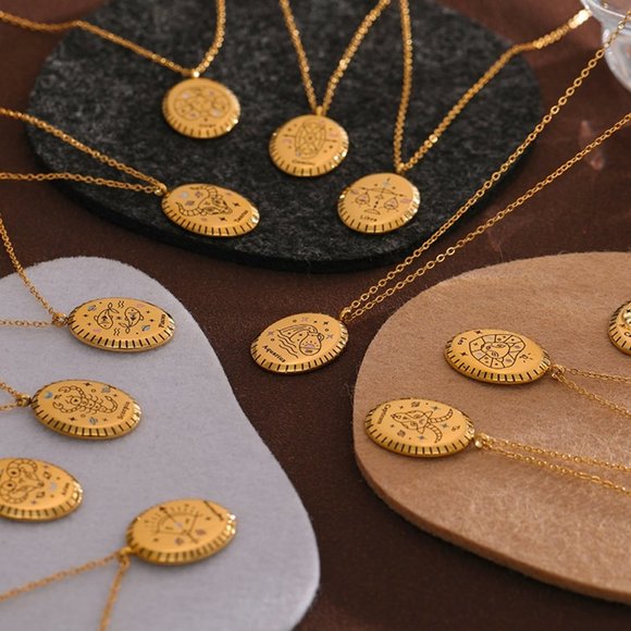 PISCES--NEW 18K Gold Plated PISCES Sign Zodiac Oval Pendant Necklace - Picture 4 of 5